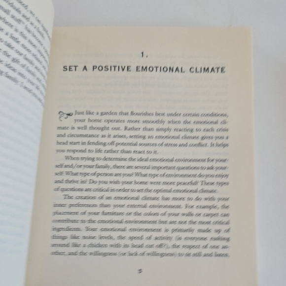 Book Bundle - Empowering - Multicolor - Picture 4 of 15